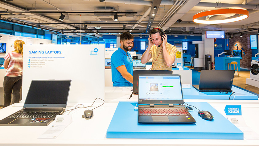 Chọn tai nghe chơi game