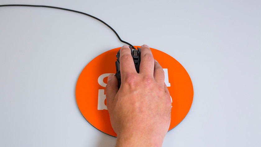 Review chuột Logitech G502 HERO