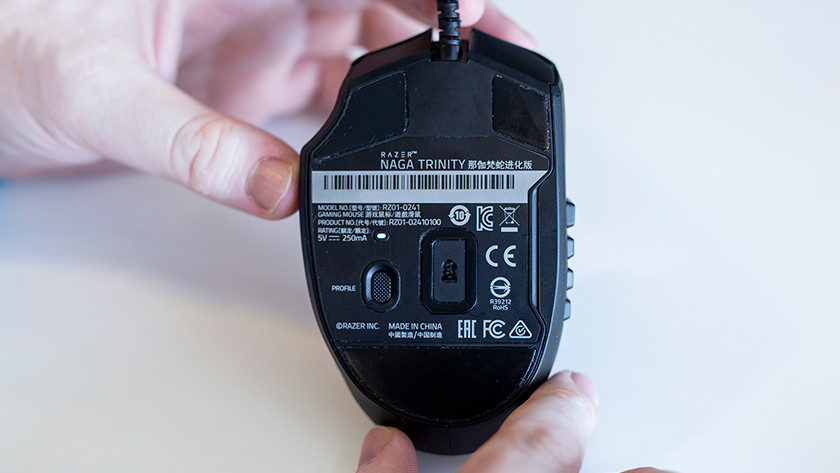 Review chuột Razer Naga Trinity