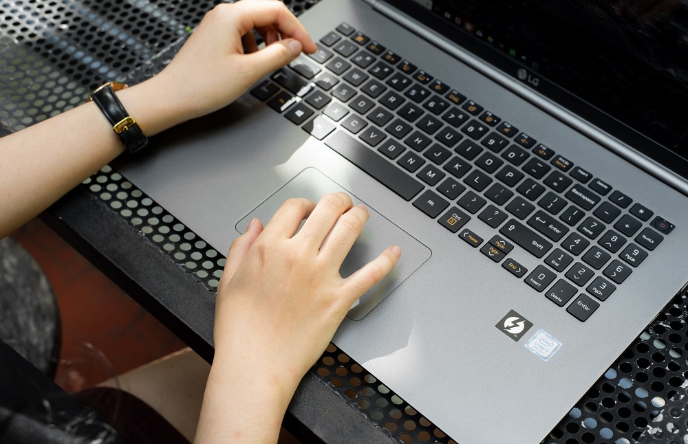 Bàn phím LG Gram 17