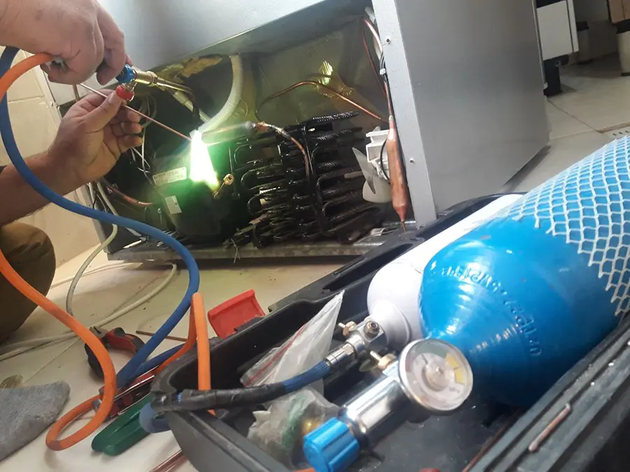 Tổng hợp nguyên nhân tủ lạnh Samsung Inverter không đông đá