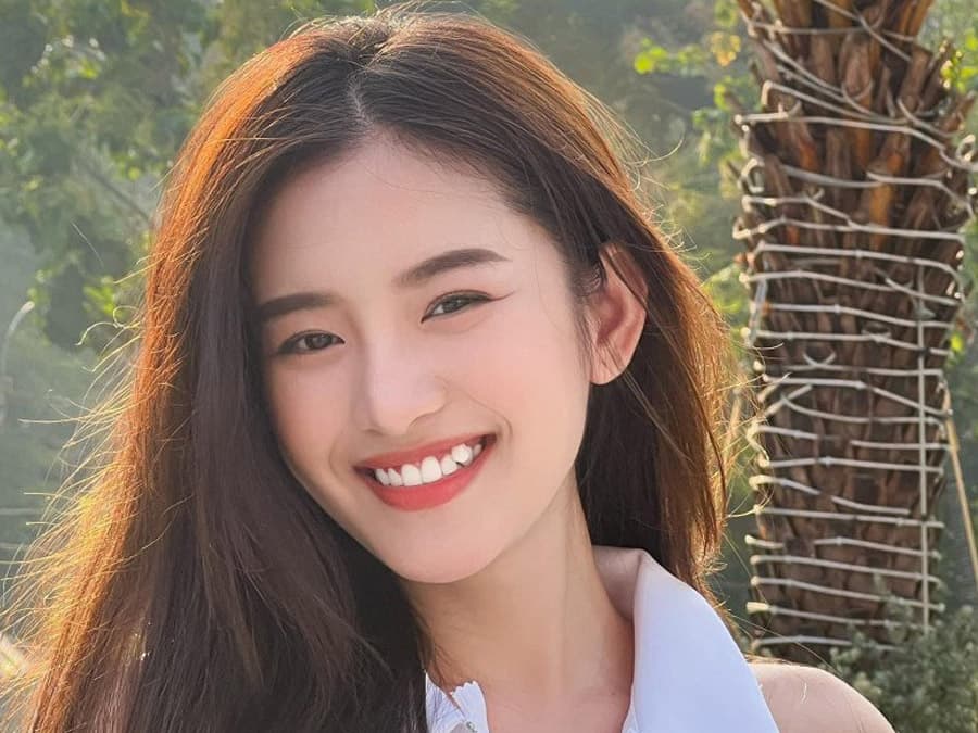 Nhổ răng khểnh hay làm răng thẩm mỹ còn tùy vào tác động của răng trên cung hàm